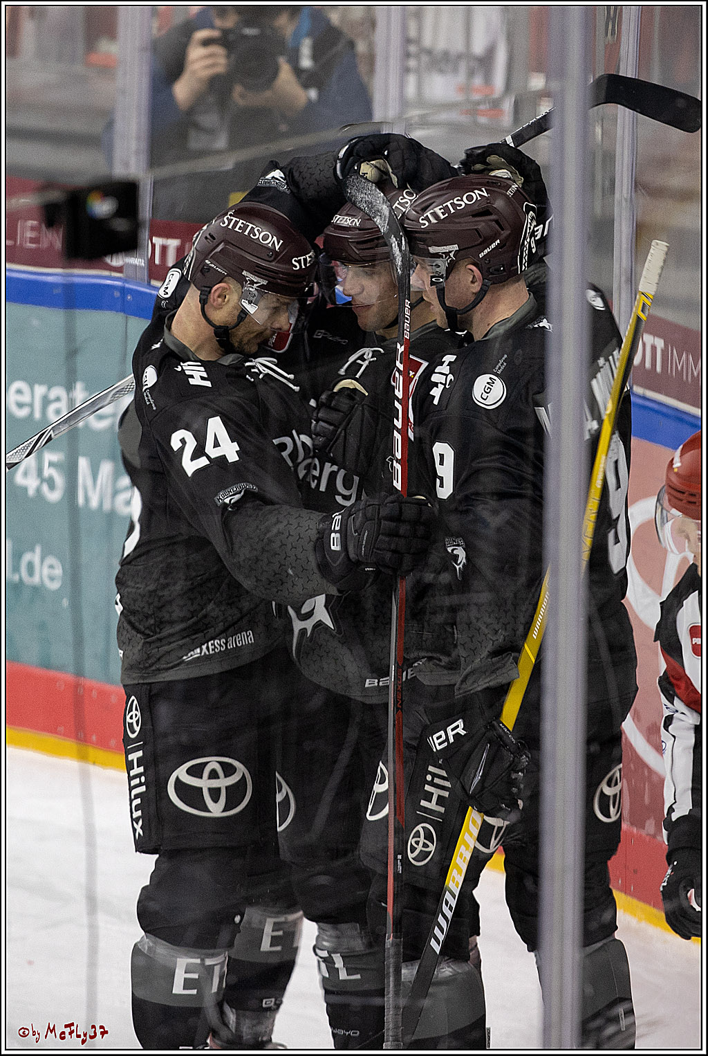 PENNY DEL;  Koelner Haie - Adler Mannheim; Koeln, 08.04.2021